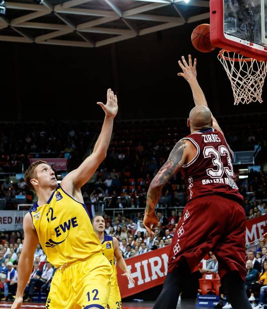 在绿茵场上 在绿茵场上